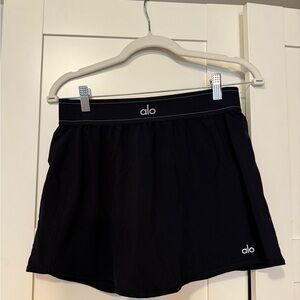ALO Yoga Black Skirt Lightweight Moisture-Wicking